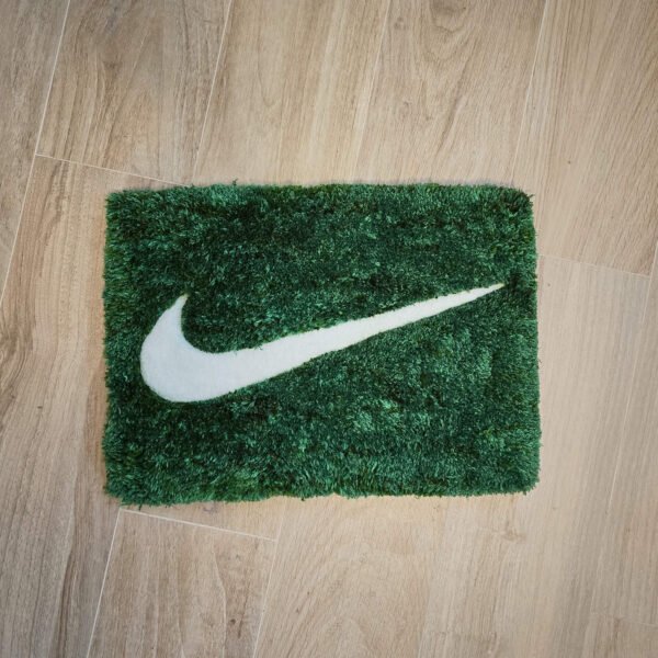 alfombra nike rug verde y blanco efecto pasto